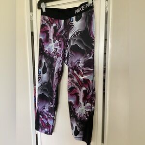 NIKE PRO Dri-FIT crop pants Sz M capris running athletic workout EUC